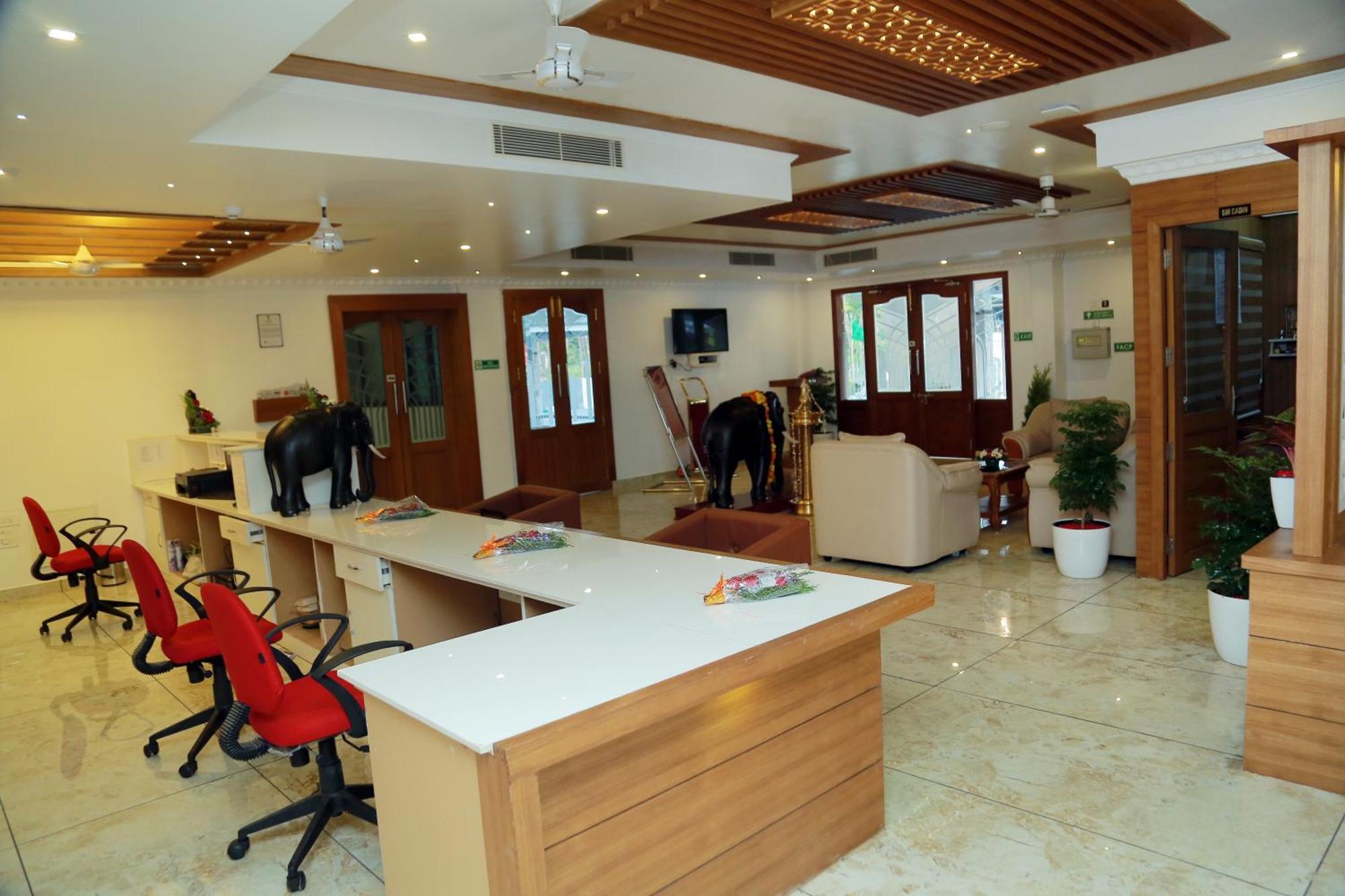 Hotel Savera Park Thrissur Ngoại thất bức ảnh